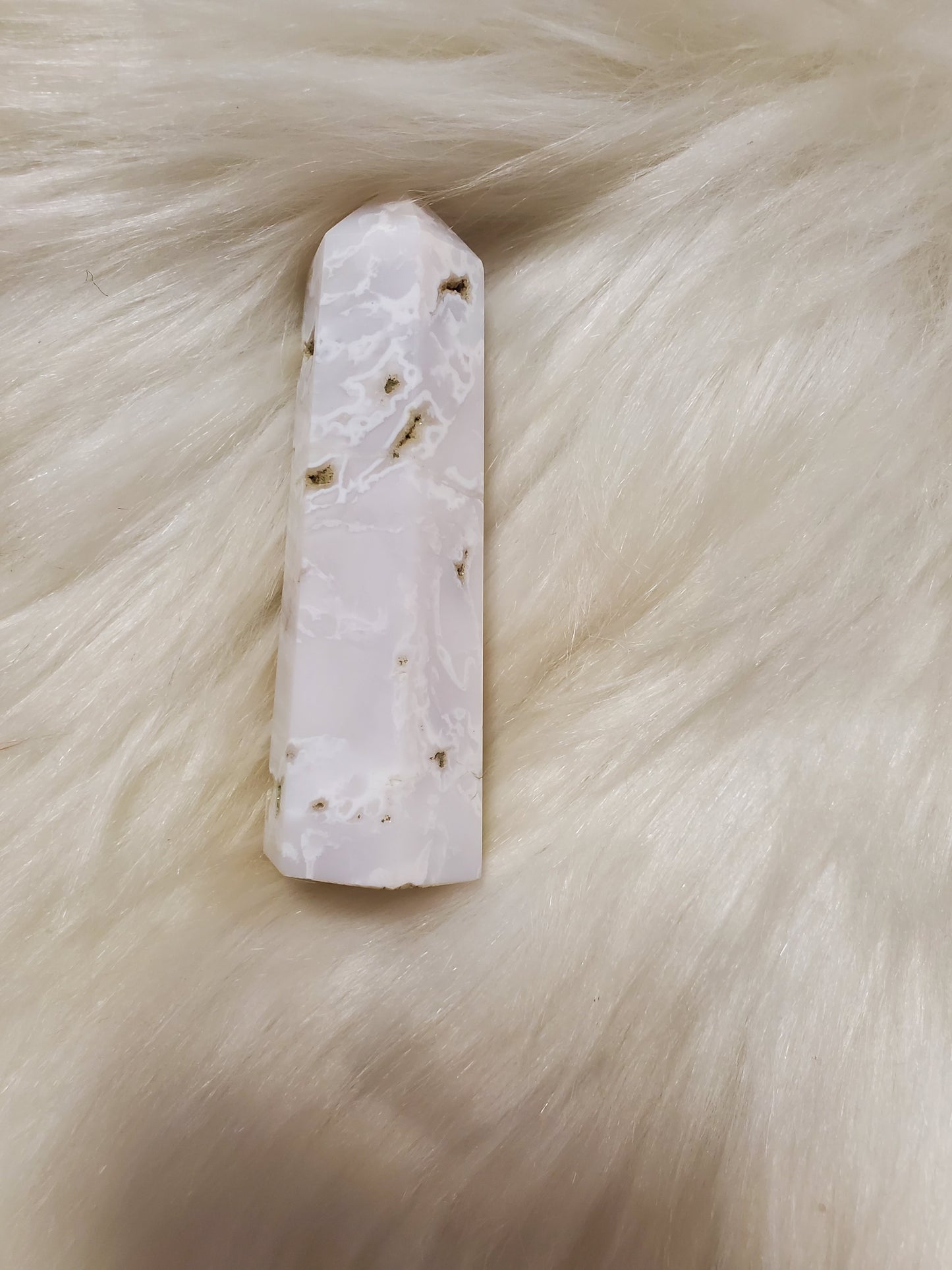 White agate point with druzy