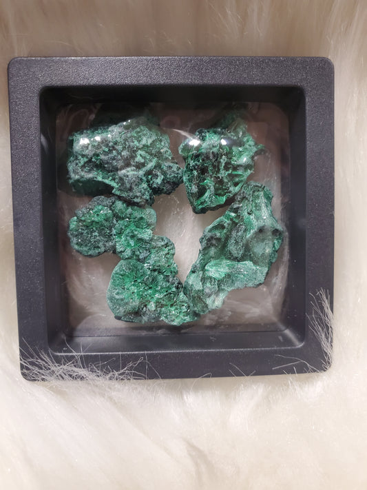 Raw malachite specimen #4