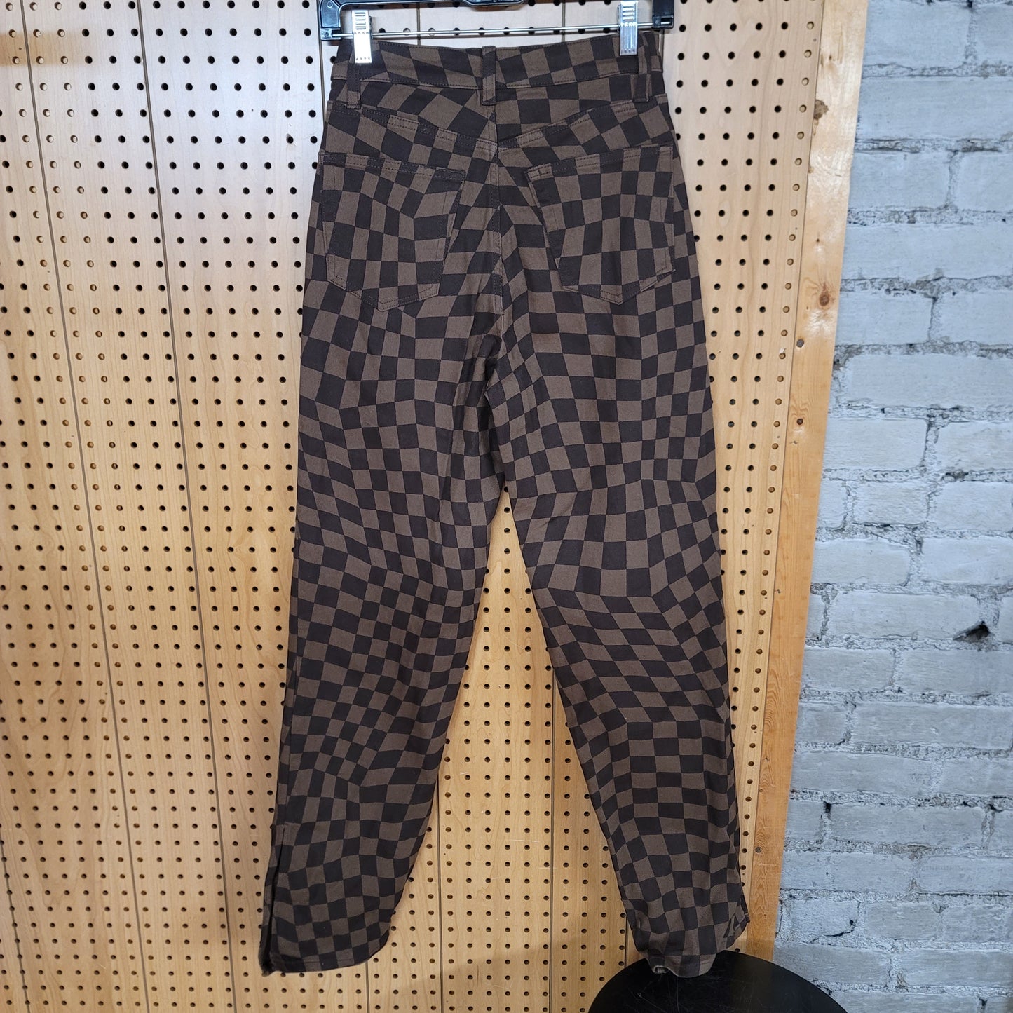 H&M Divided brown checkered jeans